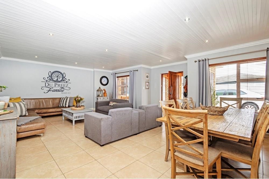 5 Bedroom Property for Sale in Sonkring Western Cape